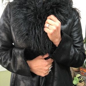 Sexy fur collared knee length coat